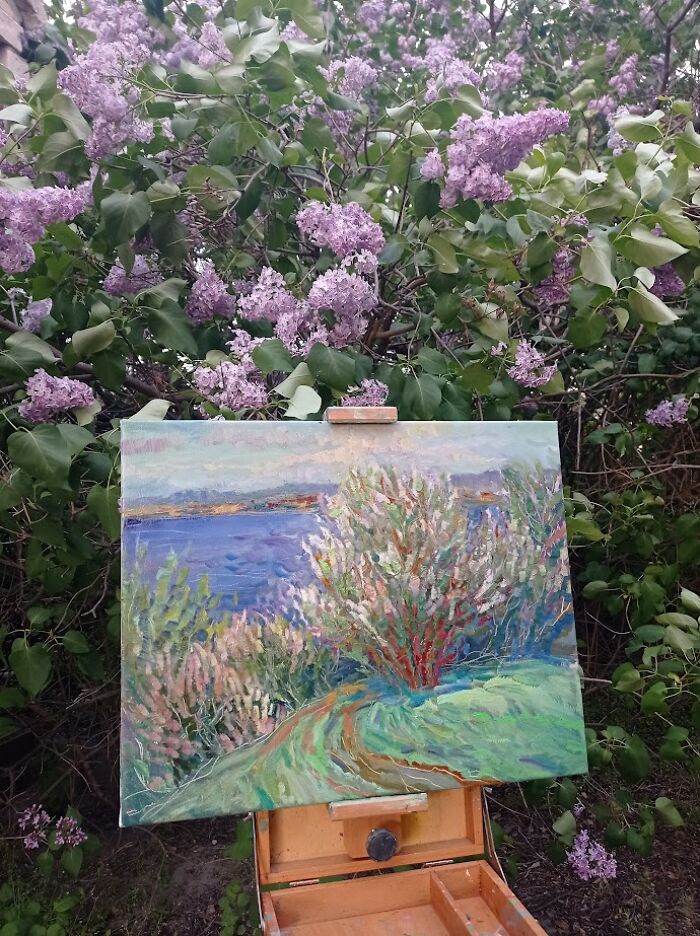 Painting Above The Blossoms: My Spring Plein Air Journey In Ukraine (7 Pics) Painting Above The Blossoms: My Spring Plein Air Journey In Ukraine (7 Pics)