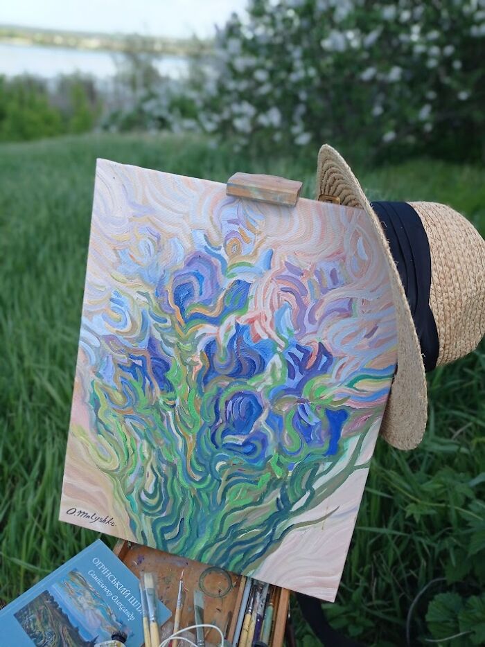 Painting Above The Blossoms: My Spring Plein Air Journey In Ukraine (7 Pics) Painting Above The Blossoms: My Spring Plein Air Journey In Ukraine (7 Pics)