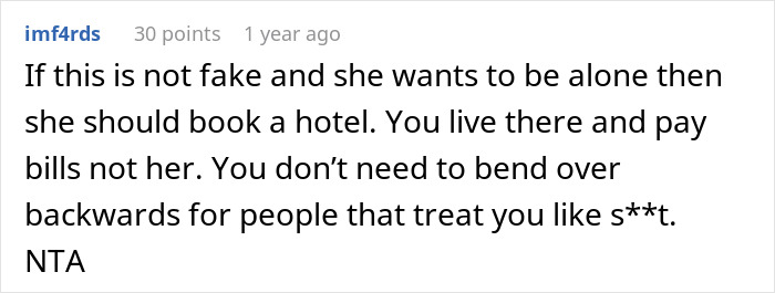Screenshot of online comment discussing eviction and toxic behavior related to guy’s girlfriend and roomie dispute. Screenshot of online comment discussing eviction and toxic behavior related to guy’s girlfriend and roomie dispute.