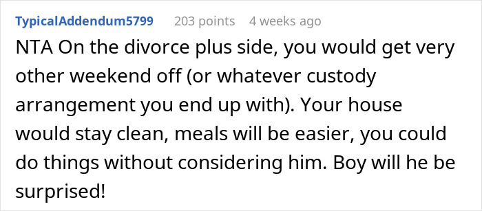 Screenshot of a forum comment discussing leaving husband after he refused to help with child care responsibilities. Screenshot of a forum comment discussing leaving husband after he refused to help with child care responsibilities.