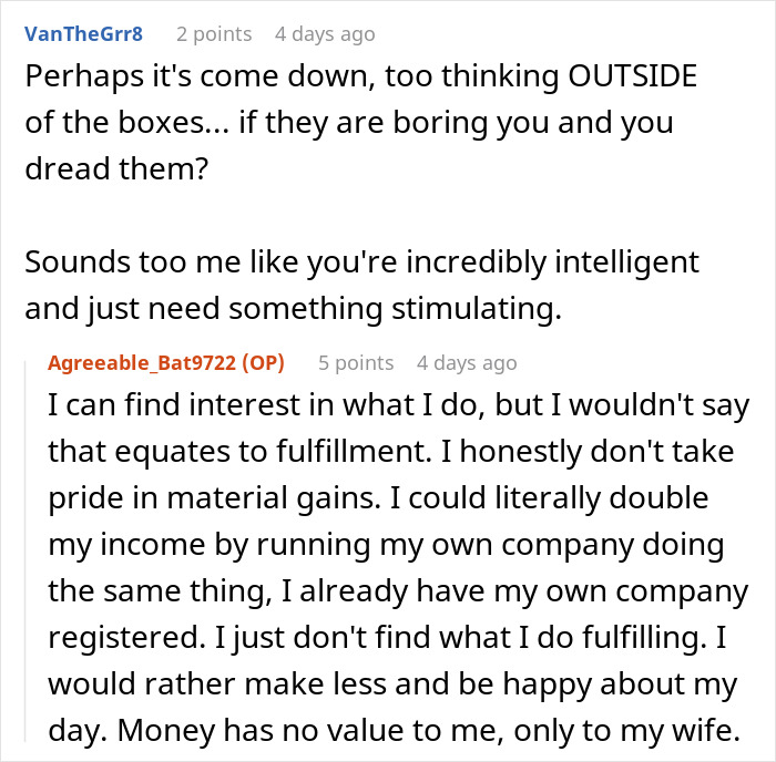 Screenshot of a Reddit conversation about an employee figuring out how to only work a week a month and sharing his story. Screenshot of a Reddit conversation about an employee figuring out how to only work a week a month and sharing his story.