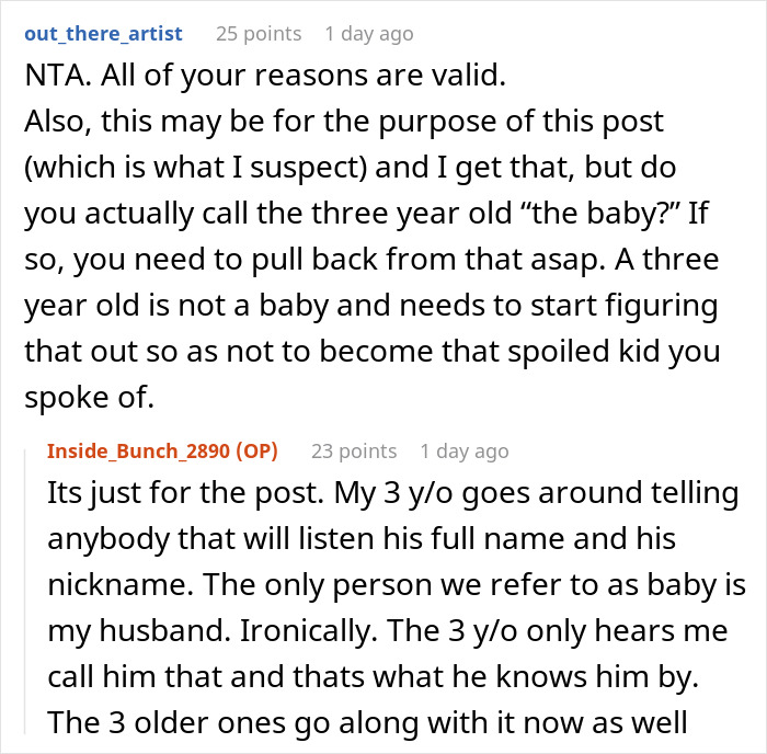 Screenshot of a Reddit conversation about a mom setting boundaries with her toddler on sister’s birthday cake. Screenshot of a Reddit conversation about a mom setting boundaries with her toddler on sister’s birthday cake.