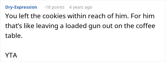 Screenshot of an online discussion about refusing to pay medical bills after an allergic reaction incident. Screenshot of an online discussion about refusing to pay medical bills after an allergic reaction incident.