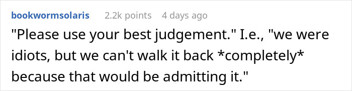 Customer service chat screenshot showing a message about poor management decisions affecting sales in retail. Customer service chat screenshot showing a message about poor management decisions affecting sales in retail.