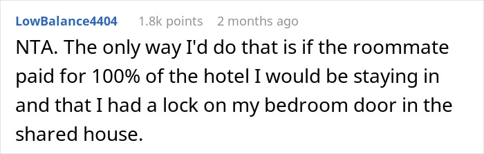 Screenshot of a Reddit comment discussing a student asked to leave house during roommate’s party over guests’ comfort.