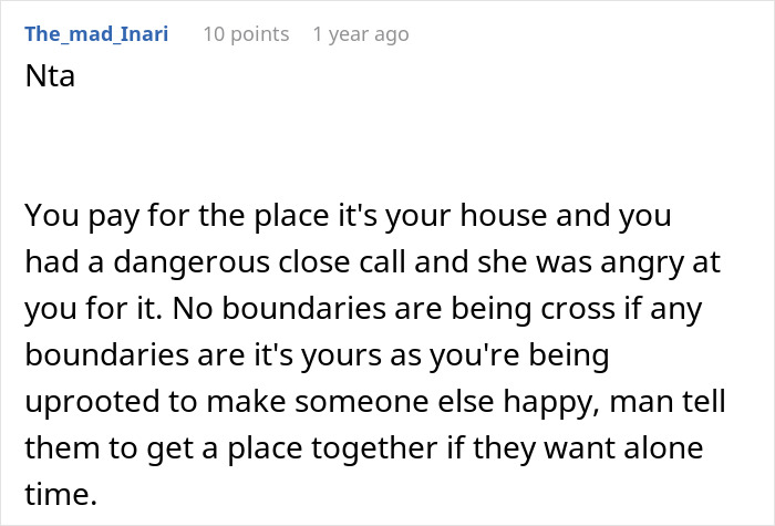 Reddit comment about guy’s girlfriend planning a steamy weekend and trying to evict roomie, calling her toxic. Reddit comment about guy’s girlfriend planning a steamy weekend and trying to evict roomie, calling her toxic.