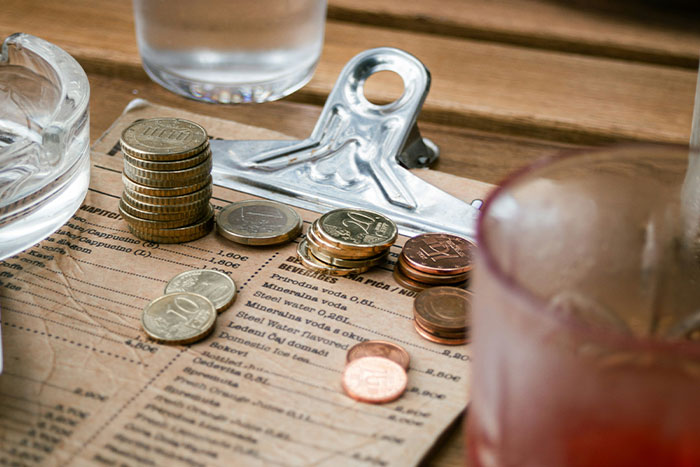 “Pay $65?!”: Woman Demands Coworker Pay For Her Overpriced Drinks, Work Drama Follows