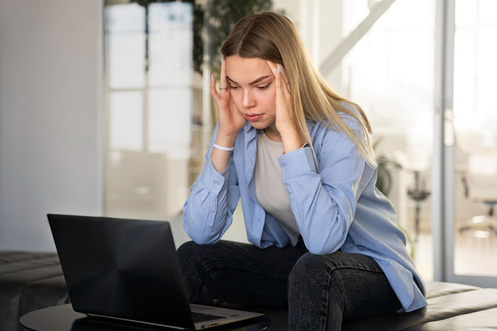 Lady Starts Silent Rebellion After She Got Passed For Promotion Due To Her Amazing Capability Lady Starts Silent Rebellion After She Got Passed For Promotion Due To Her Amazing Capability