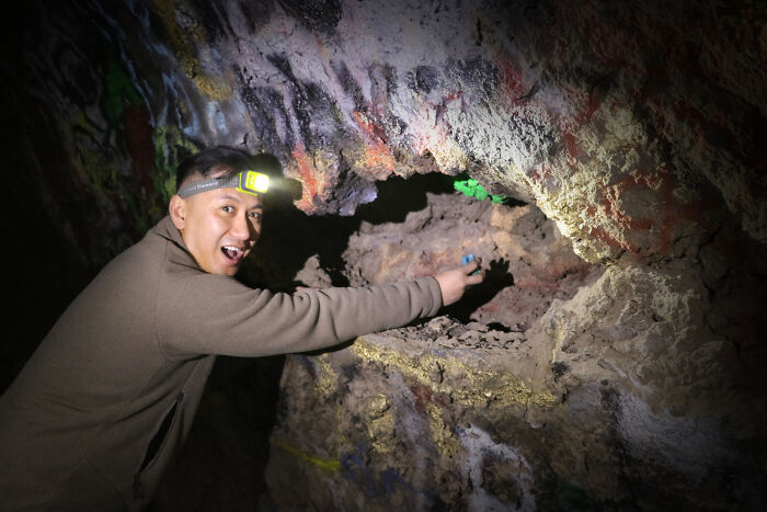 I Brought Handmade Ceramic Geodes To A Music Festival, And It Turned Into A Beautiful Experience