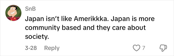Screenshot of a user comment discussing Japanese community values amid viral story of waitress helping traveling parents. Screenshot of a user comment discussing Japanese community values amid viral story of waitress helping traveling parents.