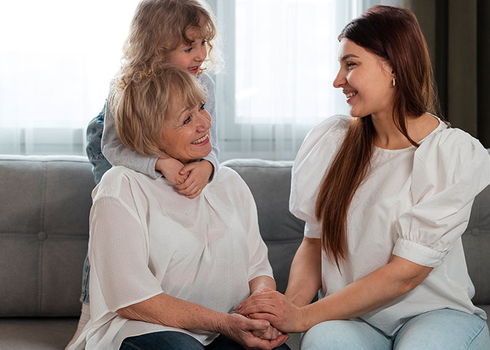 Woman Doesn’t Get Why Her Gift For Her Granddaughter Is Weird And Inappropriate Woman Doesn’t Get Why Her Gift For Her Granddaughter Is Weird And Inappropriate