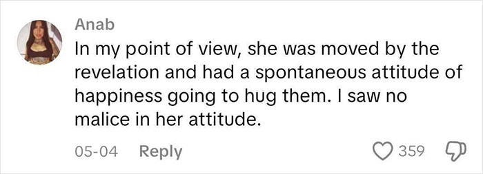 Comment from Anab discussing a mom's reaction during a baby's gender reveal and the man's push causing debate online. Comment from Anab discussing a mom's reaction during a baby's gender reveal and the man's push causing debate online.