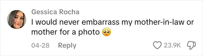 Comment from woman reacting to man pushing mom away during baby's gender reveal, sparking a heated debate online. Comment from woman reacting to man pushing mom away during baby's gender reveal, sparking a heated debate online.