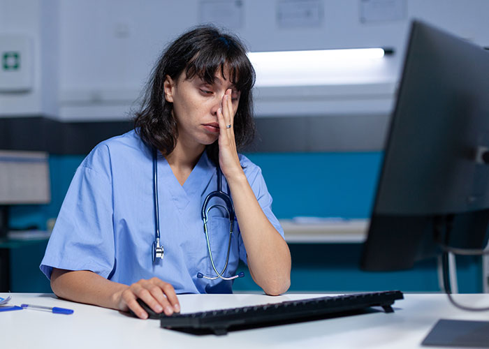 "One Of The Worst Days": Medical Facility Faces Disaster After Worker Follows New Policy "One Of The Worst Days": Medical Facility Faces Disaster After Worker Follows New Policy