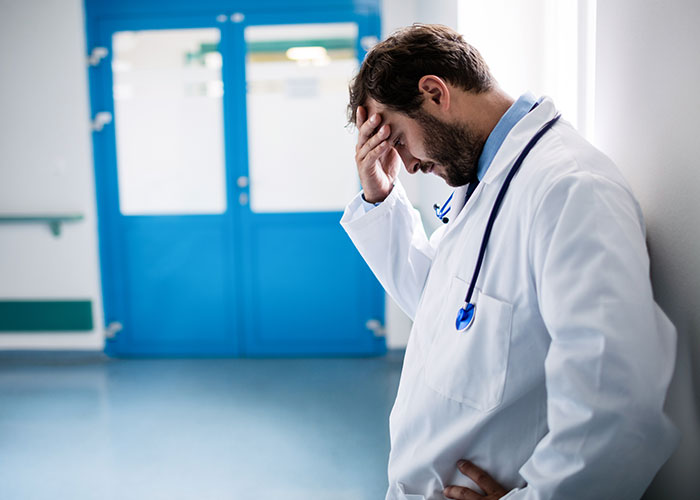 50 Last Words That Turned Routine Shifts Into Unforgettable Nightmares For Medical Workers