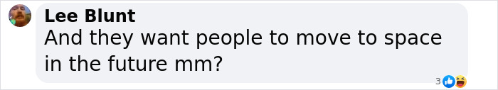 Comment from Lee Blunt questioning future space relocation, relating to astronauts who spent 286 days in space and their struggles after return.