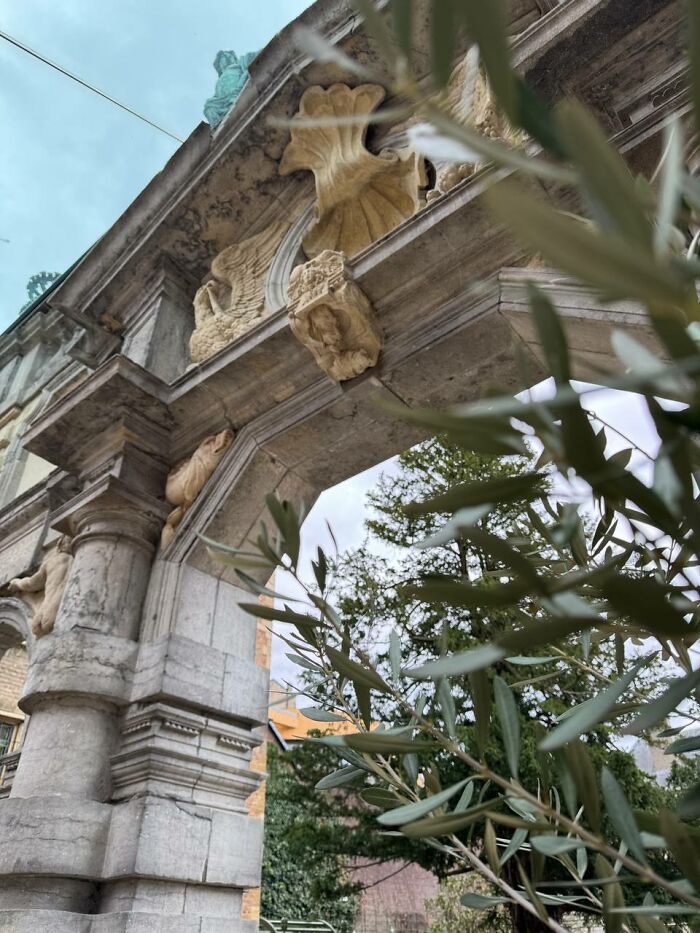 I Paint Watercolors In The Garden Of Rubens’ House In Antwerp, Here's My Dreamy Encounter With History I Paint Watercolors In The Garden Of Rubens’ House In Antwerp, Here's My Dreamy Encounter With History