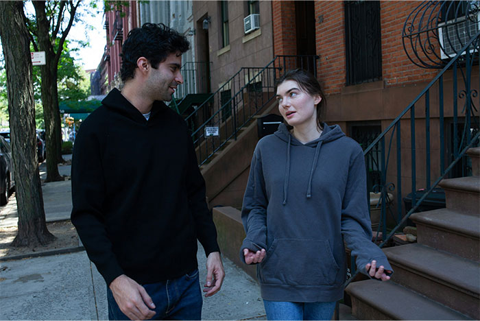 Man’s Cringe Proposal Fiasco Ruins Wedding Night, GF Becomes The Villain For Saving The Day Man’s Cringe Proposal Fiasco Ruins Wedding Night, GF Becomes The Villain For Saving The Day