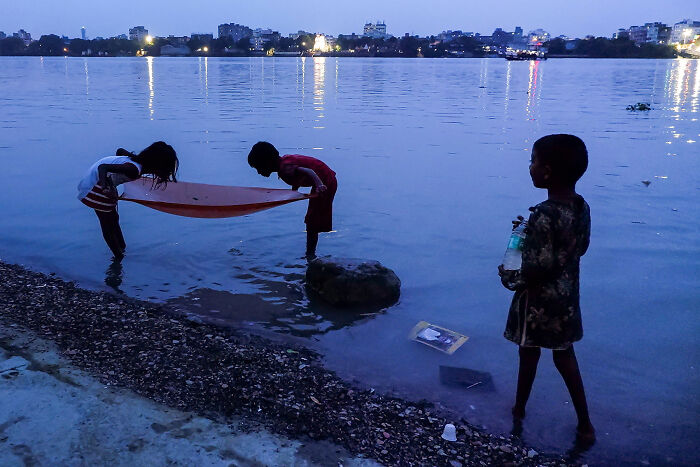 Chasing Colors - The Soul Of Street Photography