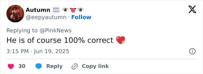 Screenshot of a tweet by Autumn replying to PinkNews, supporting Stephen Fry’s brutal takedown of J.K. Rowling. Screenshot of a tweet by Autumn replying to PinkNews, supporting Stephen Fry’s brutal takedown of J.K. Rowling.
