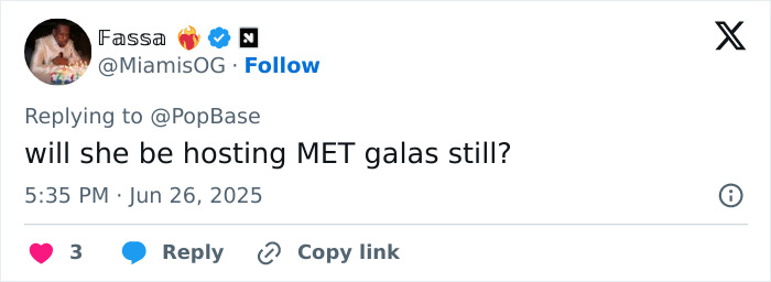 "End Of An Era": Anna Wintour Steps Down From Vogue After 37 Years "End Of An Era": Anna Wintour Steps Down From Vogue After 37 Years