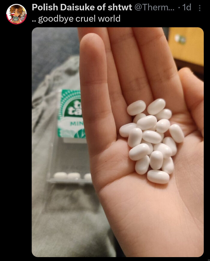 Hand holding many white mints with a mint pack in the background, part of people making fun of internet lies.