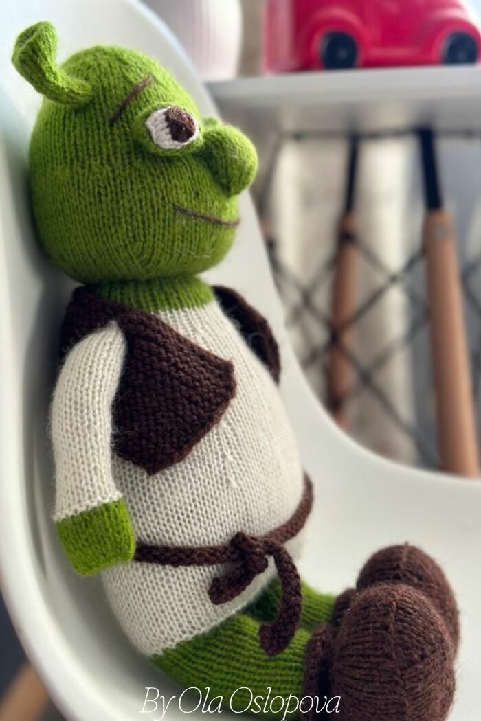 Here’s How To Knit Your Ogre Toy From The Movie 'Shrek' Here’s How To Knit Your Ogre Toy From The Movie 'Shrek'