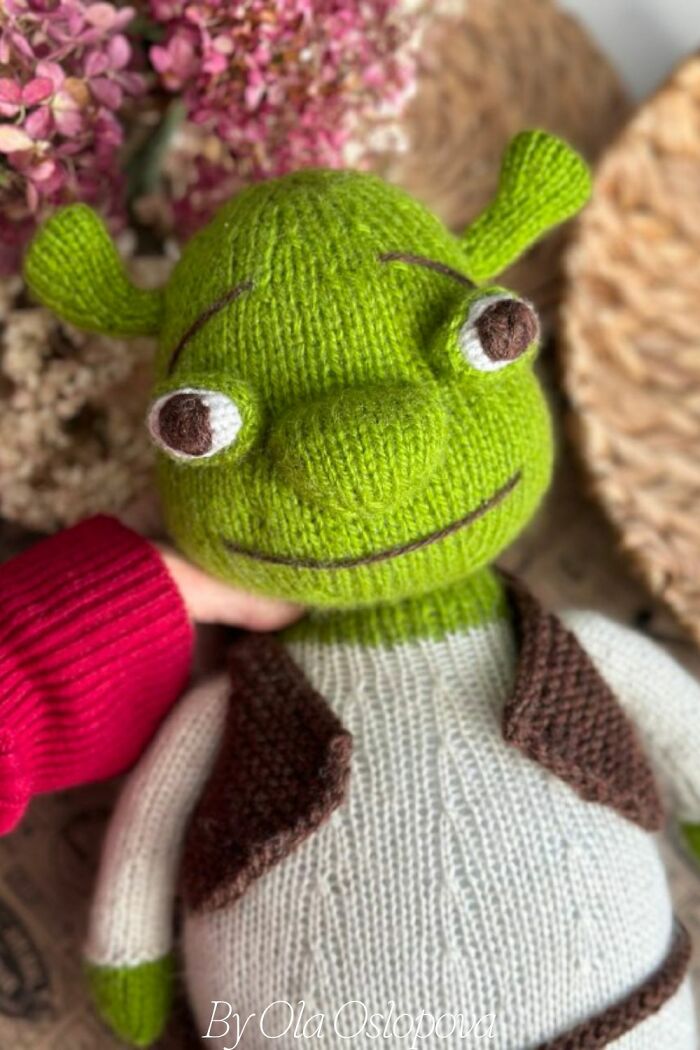Here’s How To Knit Your Ogre Toy From The Movie 'Shrek' Here’s How To Knit Your Ogre Toy From The Movie 'Shrek'