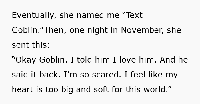 Guy Replies To Stranger's Text At 1AM, A Year Later Dances At Her Wedding As Her "Text Goblin" Guy Replies To Stranger's Text At 1AM, A Year Later Dances At Her Wedding As Her "Text Goblin"