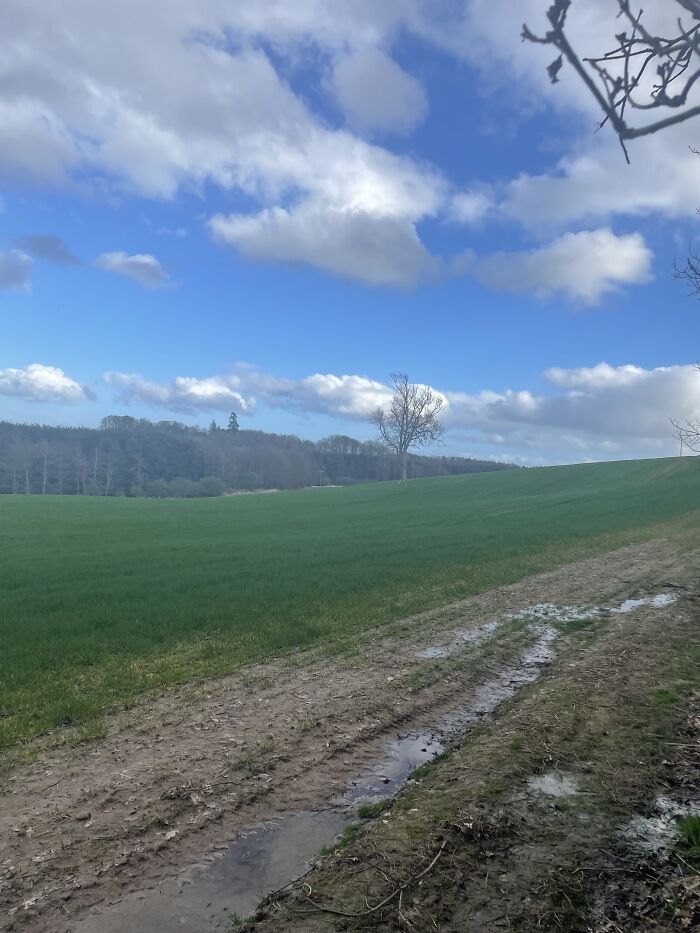 22 Photos Of Liminal Spaces I Took