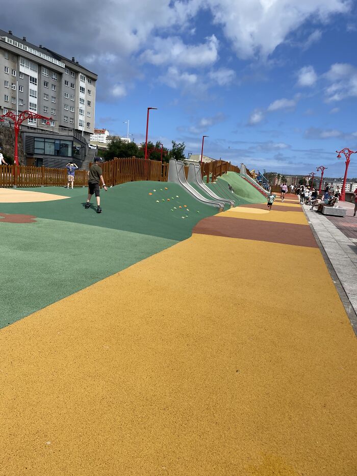 22 Photos Of Liminal Spaces I Took