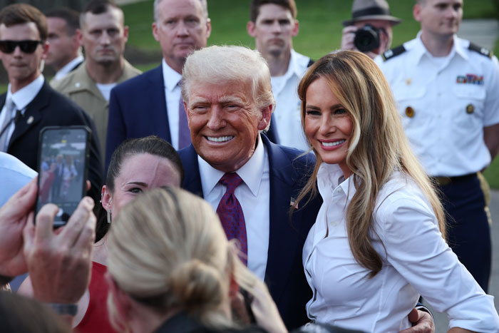 "Is That Bruce Jenner?": Melania Trump Turns Heads With Striking New Look Earning President's Praise "Is That Bruce Jenner?": Melania Trump Turns Heads With Striking New Look Earning President's Praise