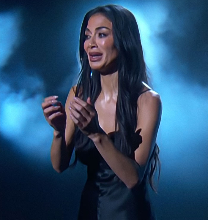 Nicole Scherzinger in a black dress with long hair, highlighting her transformation as doctors note possible Ozempic side effects. Nicole Scherzinger in a black dress with long hair, highlighting her transformation as doctors note possible Ozempic side effects.