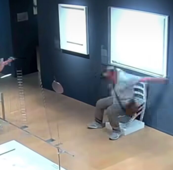 Tourist in Italy accidentally rips hole in 18th century painting while taking a selfie in museum setting.