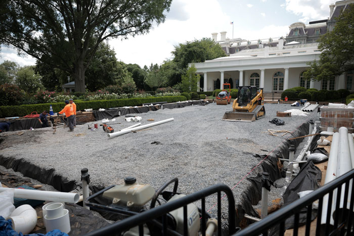 New Pics Show Rose Garden Bulldozed And Paved Over In Trump’s White House Redesign New Pics Show Rose Garden Bulldozed And Paved Over In Trump’s White House Redesign