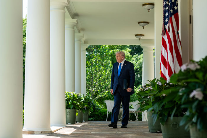 New Pics Show Rose Garden Bulldozed And Paved Over In Trump’s White House Redesign New Pics Show Rose Garden Bulldozed And Paved Over In Trump’s White House Redesign