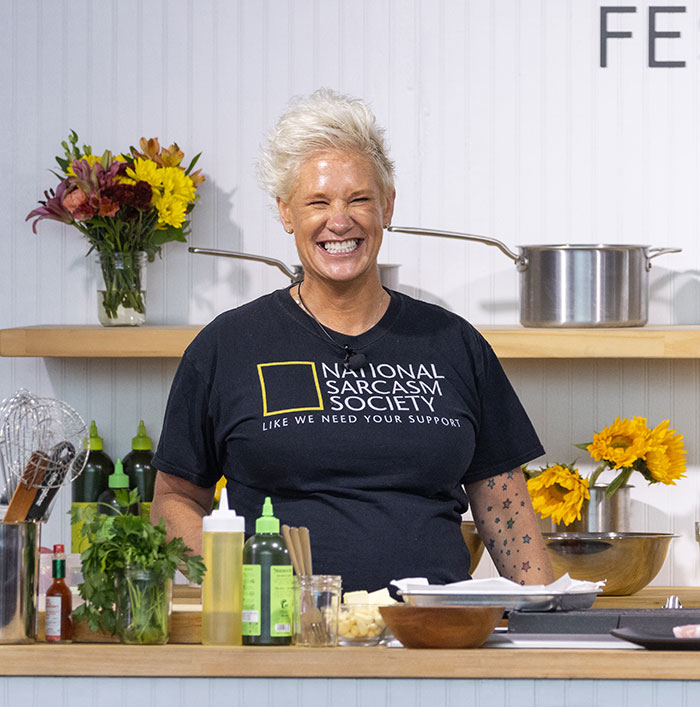 Celebrity Chef Anne Burrell Passes Away At 55 After Being Found "Unconscious And Unresponsive" Celebrity Chef Anne Burrell Passes Away At 55 After Being Found "Unconscious And Unresponsive"