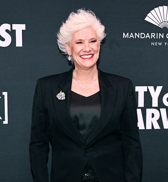 Celebrity Chef Anne Burrell Passes Away At 55 After Being Found "Unconscious And Unresponsive" Celebrity Chef Anne Burrell Passes Away At 55 After Being Found "Unconscious And Unresponsive"
