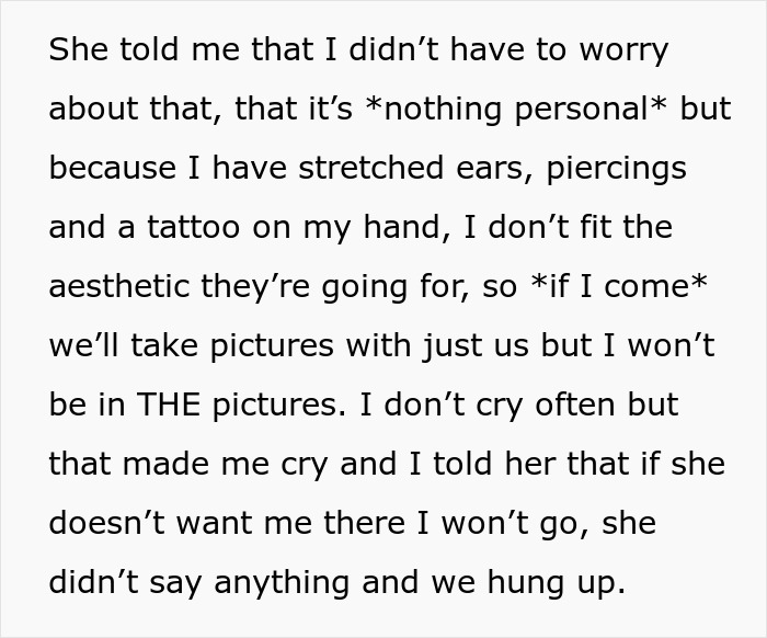 Bride's Fam Boycotts Wedding After She Plans To Exclude Bro Just Because Of His Alternative Look Bride's Fam Boycotts Wedding After She Plans To Exclude Bro Just Because Of His Alternative Look