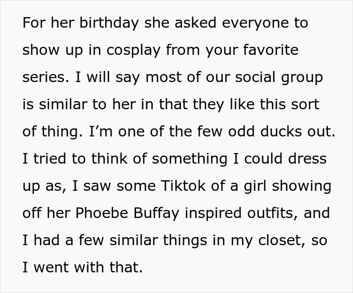 Text describing a non-fandom lady explaining her decision to cosplay as Phoebe Buffay for a cosplay party. Text describing a non-fandom lady explaining her decision to cosplay as Phoebe Buffay for a cosplay party.