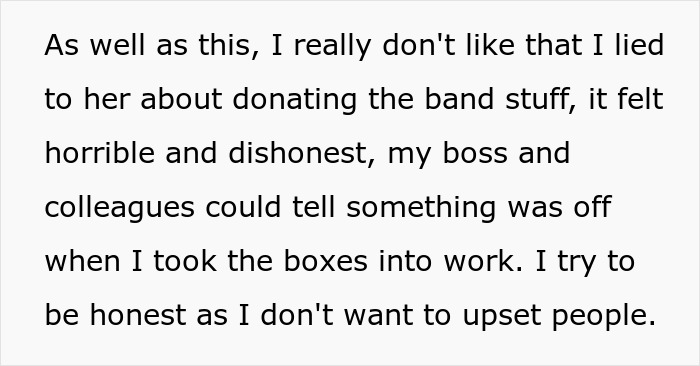 Text excerpt describing feelings of dishonesty and concern over girlfriend behaviour change in a relationship.