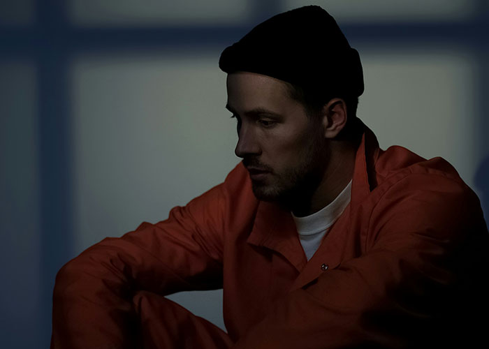 Forget The Bro Code: 50 Times People Did What Was Actually Right