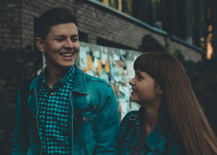 Forget The Bro Code: 50 Times People Did What Was Actually Right