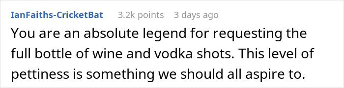 Text screenshot of a comment praising a solo traveler’s refusal to stop drinking alcohol despite an entitled lady’s demands to protect her kids from seeing women drink. Text screenshot of a comment praising a solo traveler’s refusal to stop drinking alcohol despite an entitled lady’s demands to protect her kids from seeing women drink.