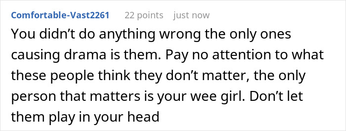 Screenshot of a forum comment offering support to a young mom facing family drama over her illegitimate kid.