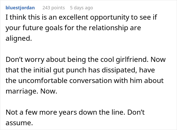 Comment highlighting the importance of discussing future relationship and marriage goals with a boyfriend bouquet wedding bride context. Comment highlighting the importance of discussing future relationship and marriage goals with a boyfriend bouquet wedding bride context.