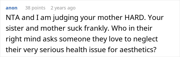Screenshot of a forum comment discussing a woman refusing to risk her health for sister’s wedding photo aesthetic. Screenshot of a forum comment discussing a woman refusing to risk her health for sister’s wedding photo aesthetic.