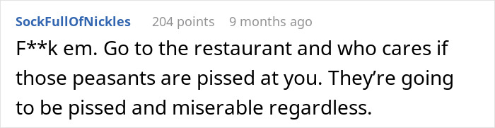 User comment expressing frustration about a sister sabotaging birthday dinner plans at a restaurant. User comment expressing frustration about a sister sabotaging birthday dinner plans at a restaurant.