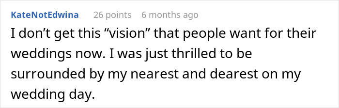 Screenshot of a Reddit comment discussing wedding visions and personal experiences related to weddings and family. Screenshot of a Reddit comment discussing wedding visions and personal experiences related to weddings and family.