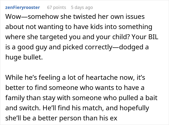 Screenshot of a Reddit comment discussing family issues and relationships related to the mother of ring bearer.